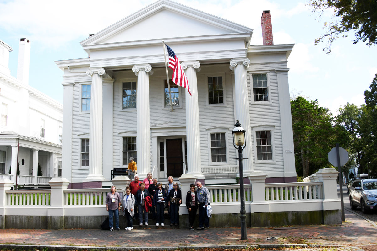 124 Fun Club travelers at the Hadwen House - J.Gocke, P.Carpenter, D. and A. Luethje, B.Friesen, G.and M.J. Meradith, C. and C. Hoffman, C. and R. Nickel.jpg